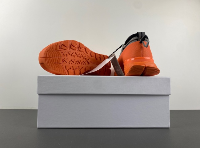 （Can*a Go*e）glacier trai. 7785m