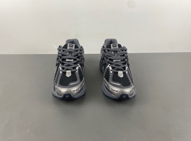 New Balance M1906RES