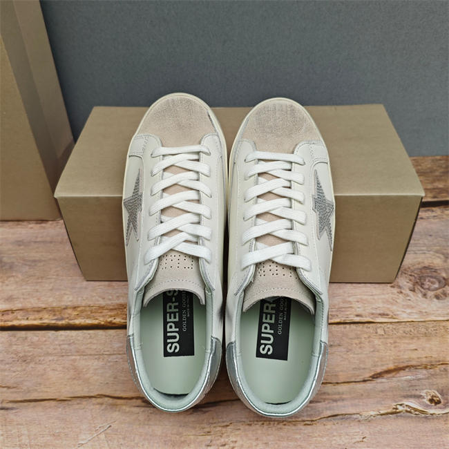 Golden Goose Sneaker