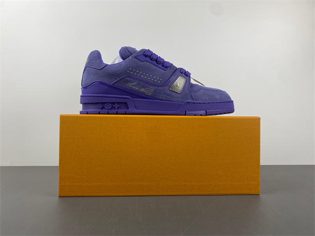 l0*is V*t0n lv trainer lv0904-1