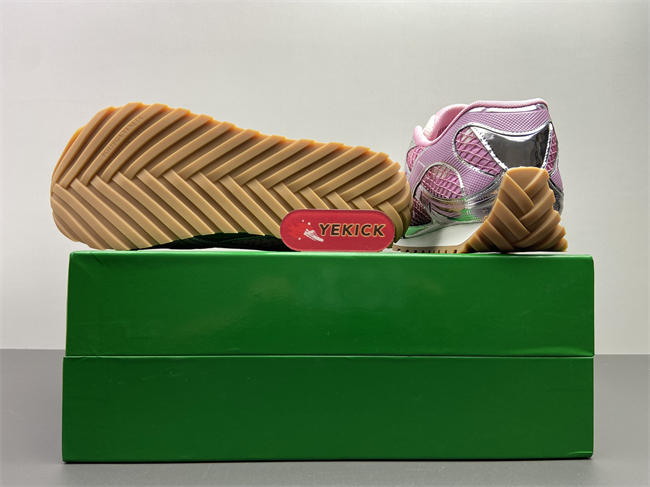 bo*te*ga Ve*ne*ta sneaker