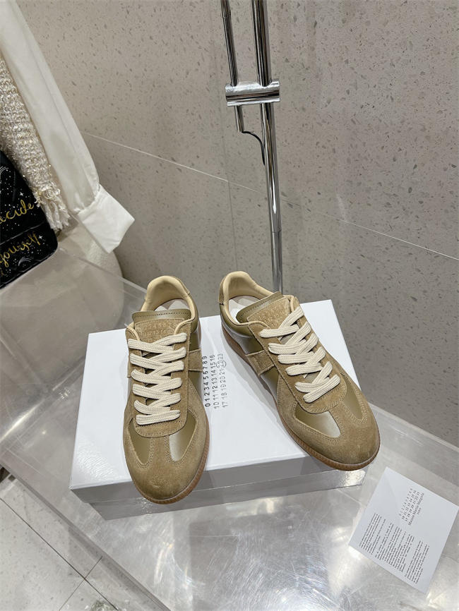 ma*s*n martin Ma*i*la sneaker