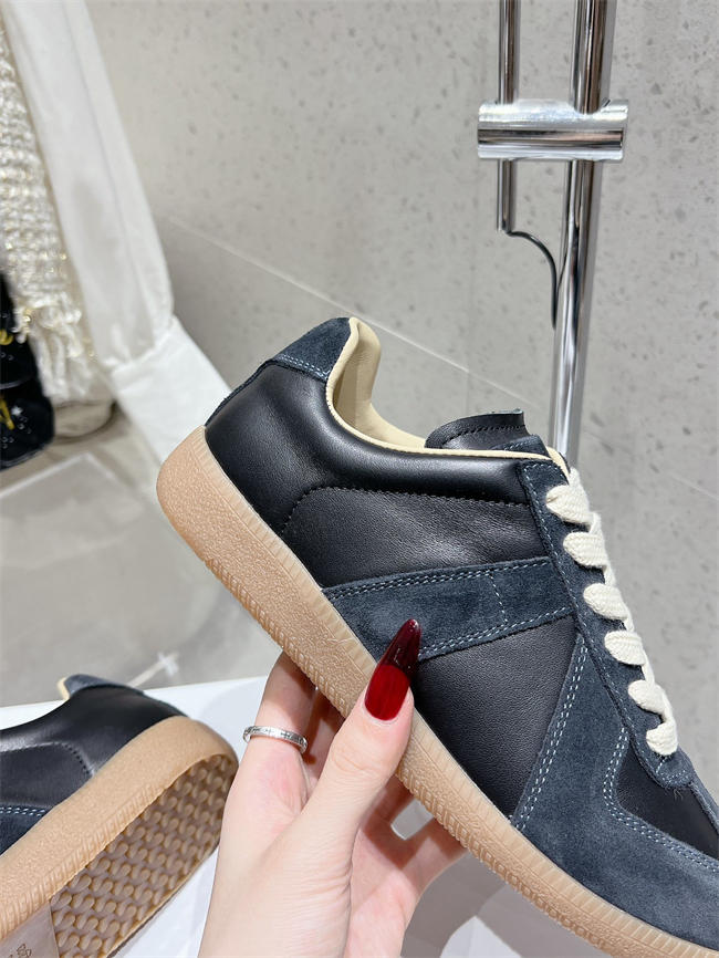 ma*s*n martin Ma*i*la sneaker