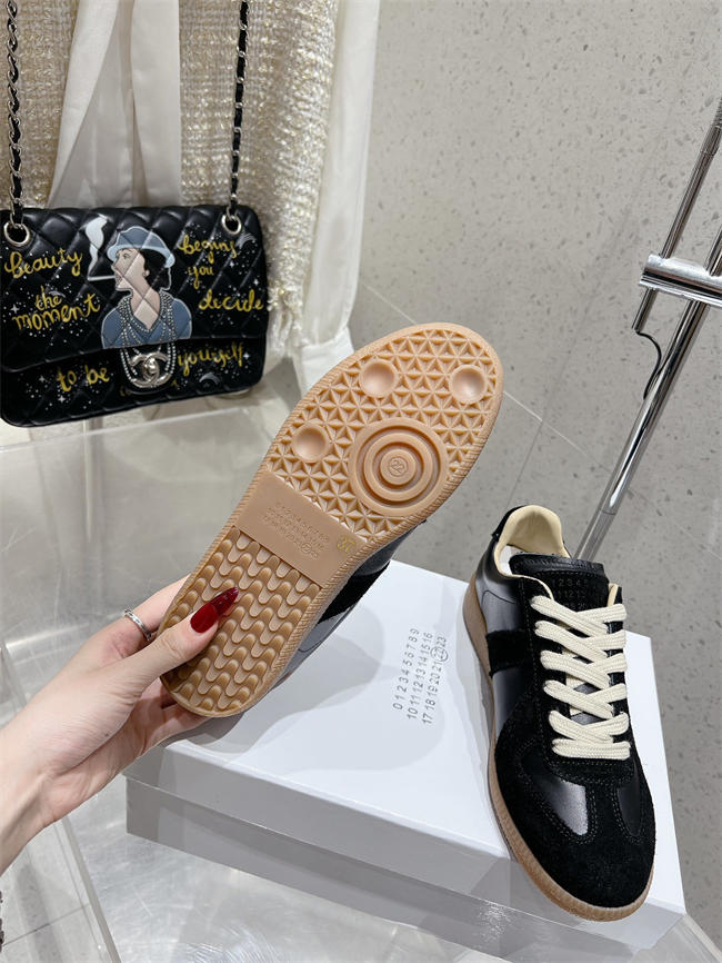 ma*s*n martin Ma*i*la sneaker