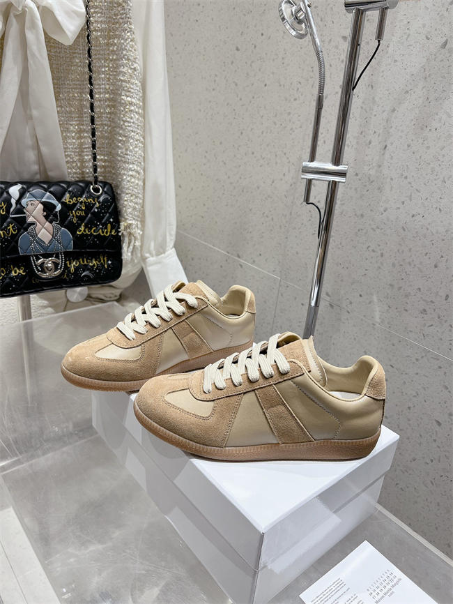 ma*s*n martin Ma*i*la sneaker