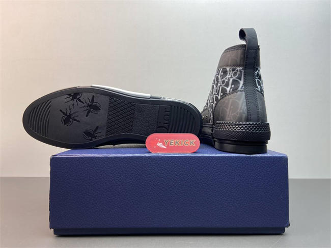 DR B23 OBLIQUE HIGH TOP SNEAKER BLACK